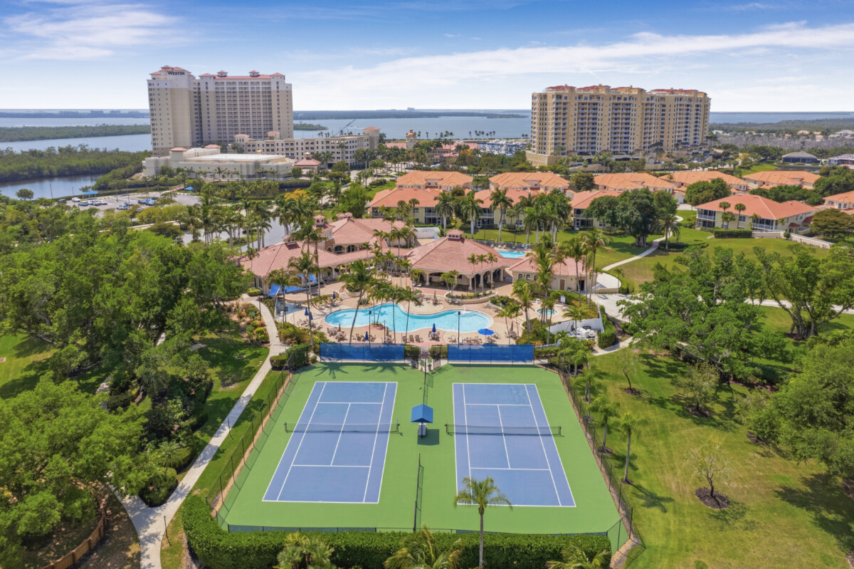 community amenities cape harbor luxury community